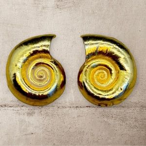 Ben Amun 24kt GP Shell Clip earrings.  RARE!!!